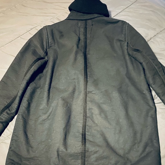 Gap jacket for sale very good condition was dry cleaned - Picture 2 of 4